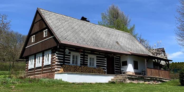 Roubenka nad Kyjovem s krásným výhledem na okolí