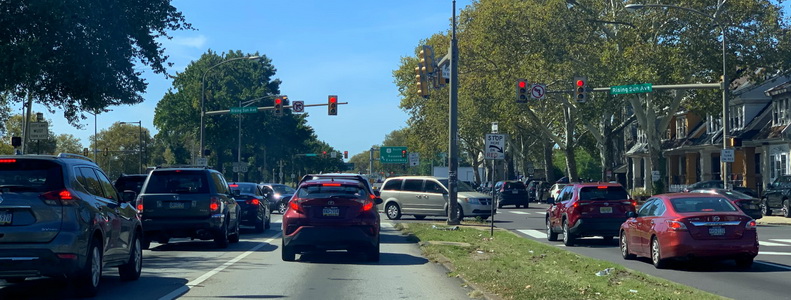 Roosevelt Boulevard a jedna z jeho zajímavých křižovatek